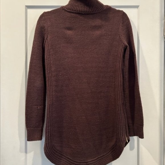 Knit Turtleneck - Picture 5 of 10